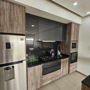 Departamento De 1 Dormitorio Amoblado En Alquiler En Equipetrol Sky Lux