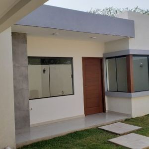 En Montero Cerca Del Mercado Municipal A Estrenar De 3 Dormitorios Muy Amplia