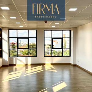 Oficina En Venta En Pleno Centro De La Ciudad - Torre Cainco