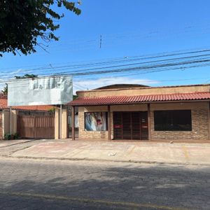 Casa Comercial En Alquiler