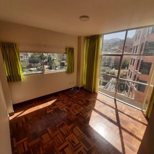 Departamento En Venta El Vergel  (entre Irpavi I E Irpavi II)