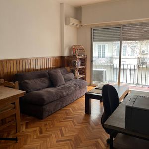 Apartamento En El Centro: Amoblado