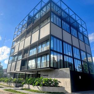 Quartier Italia - Departamento Lujo En Equipetrol