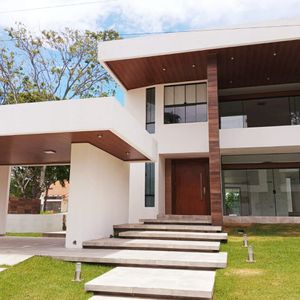 Lujosa Casa En Venta En Urubo Golf
