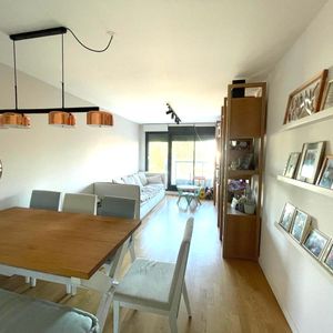 Vendo Apartamento 2 Dormitorios, Puerto Del Buceo, A Metros Del Mar