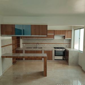 Amplio Dpto De 2 Dorm. Zona Sur