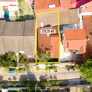 En Equipetrol Se Vende Casa Con Valor De Terreno