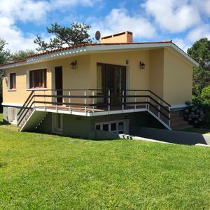 Casa En Playa Mansa P Del E. A Una Cuadra Del Mar