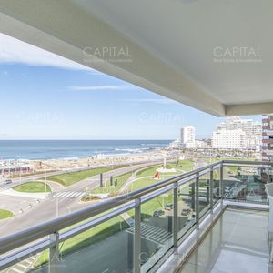 Apartamento En Brava, 3 Dormitorios *