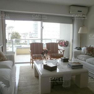 Apartamento En Venta Fragata - Playa Mansa Muy Linda Vista