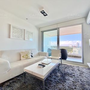 Alquiler De Temporada Apartamento En Playa Brava