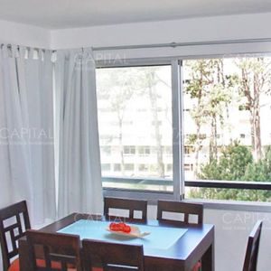 Apartamento En Venta De Un Dormitorio En Excelente Ubicación En Edificio Con Todos Los Servicios +amenities +renta +oportunidad