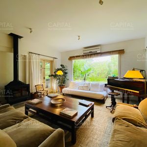 Casa En El Corazon De La Barra En Venta