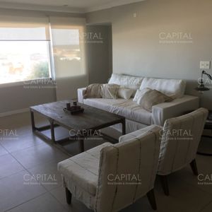 Apartamento De Tres Dormitorios En Península Venta