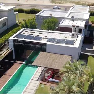 Excelente Casa En Laguna Blanca Barrio Privado