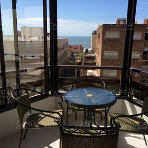 Venta De Apartamento En Península A Pasos De La Playa El Emir