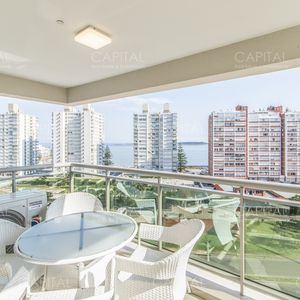 Apartamento De Dos Dormitorios En Venta En Imperiale
