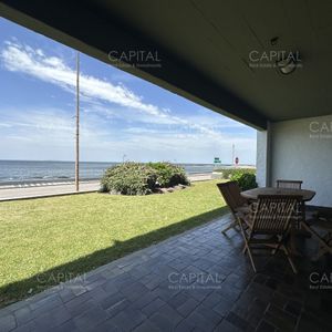 Apartamento De Tres Dormitorios Frente A El Emir - Península Punta Del Este