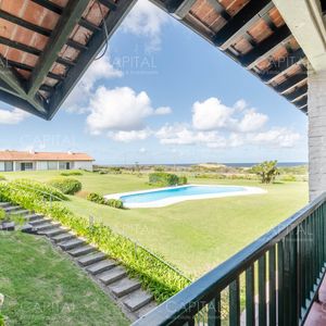 Apartamento En Primera Linea Tres Dormitorios En Alquiler