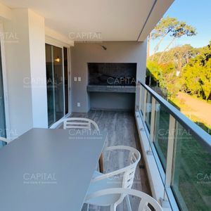 Apartamento En Alquiler Dos Dormitorios A Cuadras De La Playa Brava