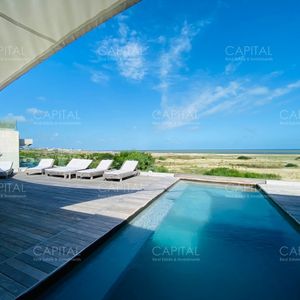 Casa Sobre El Mar Manantiales En Venta