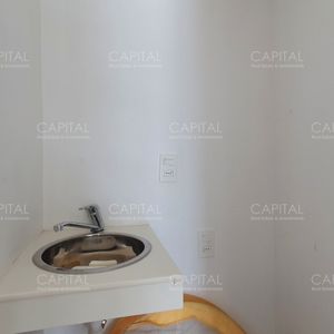 Venta Departamento Primera Línea Dos Dormitorios Y Dependencia De Servicio En Playa Mansa Punta Del Este