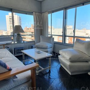 Venta Departamento Dos Dormitorios Con Garage Península Punta Del Este