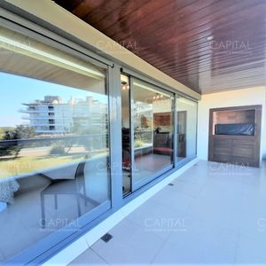 Espectacular Apartamento En Alquiler Primera Linea Playa Brava