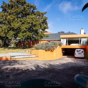 Espectacular Casa En Alquiler Barrio Cantegril Punta Del Este