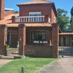 Casa En Alquiler De Temporada En Pinares
