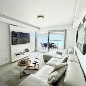 Apartamento En Miami Boulevard De Dos Dormitorios En Venta, Punta Del Este, Playa Mansa
