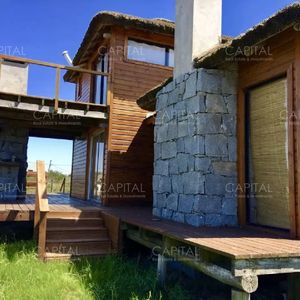 Casa De Dos Dormitorios En Santa Monica Jose Ignacio