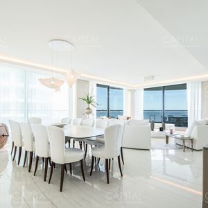 Fendi Chateau Apartamento Unificado Primera Fila En Playa Mansa De Punta Del Este En Venta