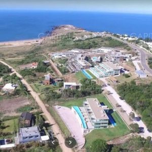 Lote En Venta En El Lomo De La Ballena, Punta Ballena