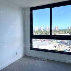 Apartamento En Venta A Estrenar De Un Dormitorio Y Medio  Zona Aidy Grill, Punta Del Este