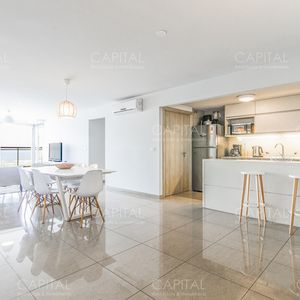 Apartamento De Tres Dormitorios En Torre Onix Punta Del Este.