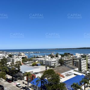 Departamento En Alquiler Anual  En Punta Del Este
