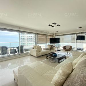 Penthouse En Playa Brava 3 Suites Y Dependencia En Quartier Del Mar