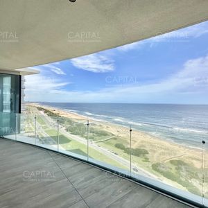 Apartamento Primera Linea De Tres Dormitorios. Punta Del Este - Trump Tower En Venta