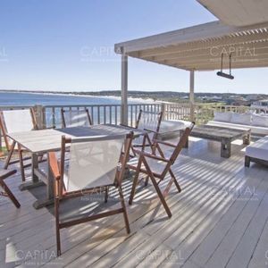 Casa En Alquiler En Primera Linea, Jose Ignacio