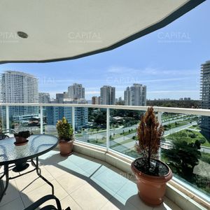 Casino Tower De Dos Dormitorios En Venta, Punta Del Este.