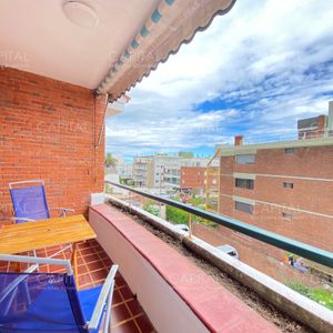 Apartamento En Peninsula Tres Dormitorios