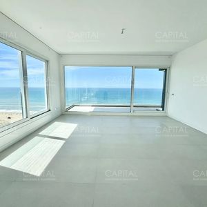 Le Parc IV Esquinero Piso Alto En Venta