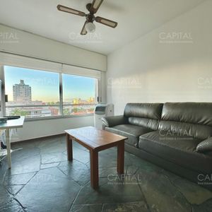 Apartamento En Peninsula De Dormitorio Y Medio Con Garage