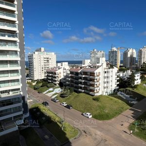 Apartamento En Venta, Edificio Esmeralda, Playa Brava, Punta Del Este