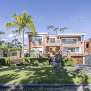 Casa En Venta En Playa Mansa De Punta Del Este