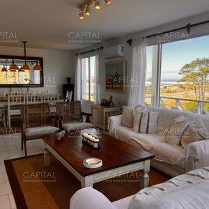Apartamento Al Lado De La Barra Con Vista Al Mar