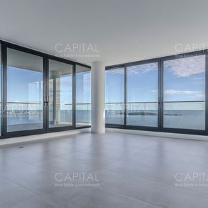 Venetian Punta Del Ese En Venta Esquinero