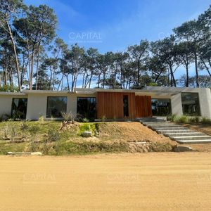 Excelente Casa Moderna En Venta En Reserva Montoya