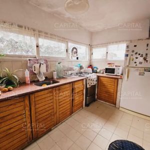 Casa En Venta Centro De  Maldonado, 3 Dormitorios